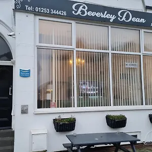 Beverley Dean - Children Over 5 Years Welcome - Continental Breakfast Blackpool
