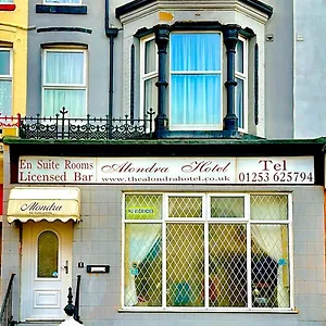 Couette-café Alondra, Blackpool
